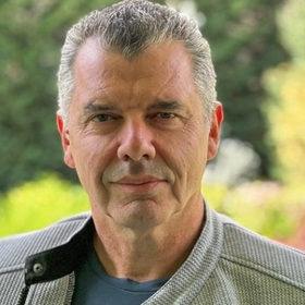 018_280x280_crop_478b24840a