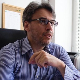 rosen-akademika_280x280_crop_478b24840a