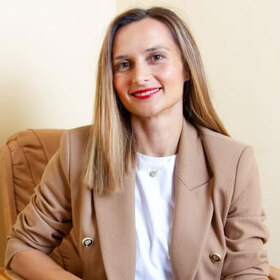 deqna-sotirova-sp-manager_280x280_crop_478b24840a