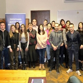 3_280x280_crop_478b24840a