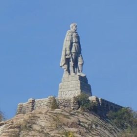 13_280x280_crop_478b24840a