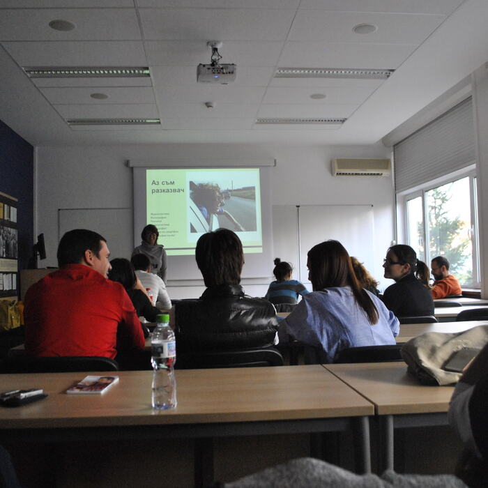 1_700x700_crop_478b24840a