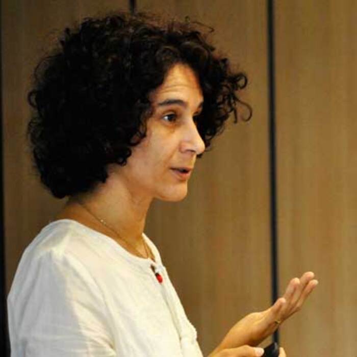 desislava-boshnakova-1_700x700_crop_478b24840a