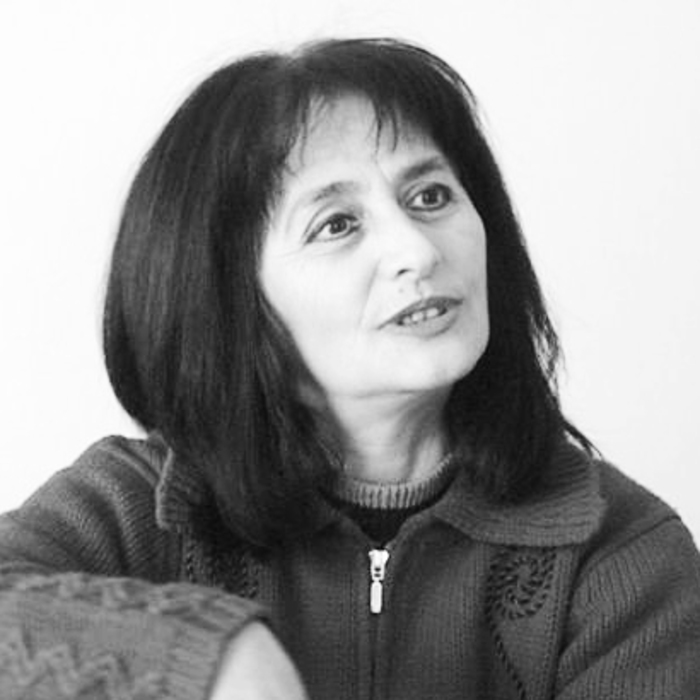 photo-5_700x700_crop_478b24840a