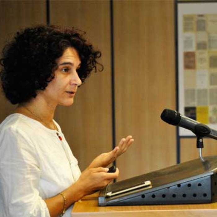 desislava-boshnakova-1_700x700_crop_478b24840a