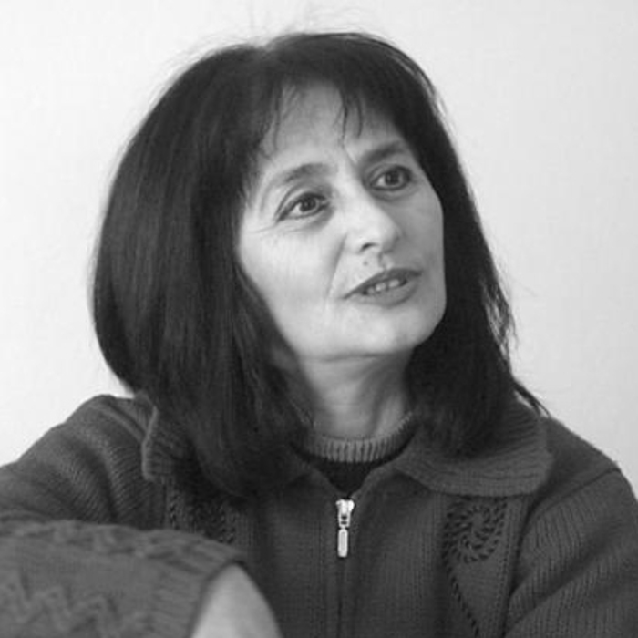 tolq-stoicova_700x700_crop_478b24840a