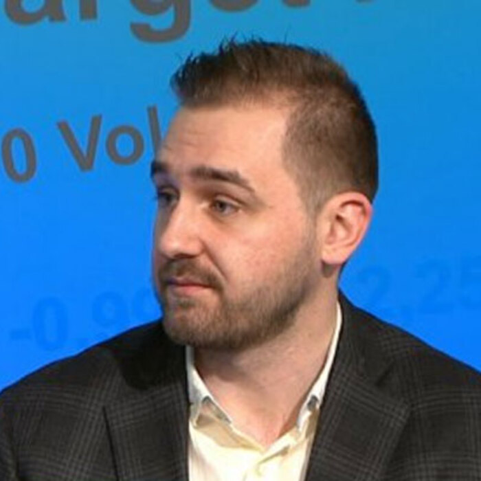 alexander-krustev-bloombergtv-bg_700x700_crop_478b24840a