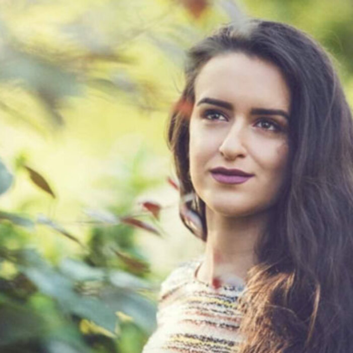 madlen-qneva_700x700_crop_478b24840a