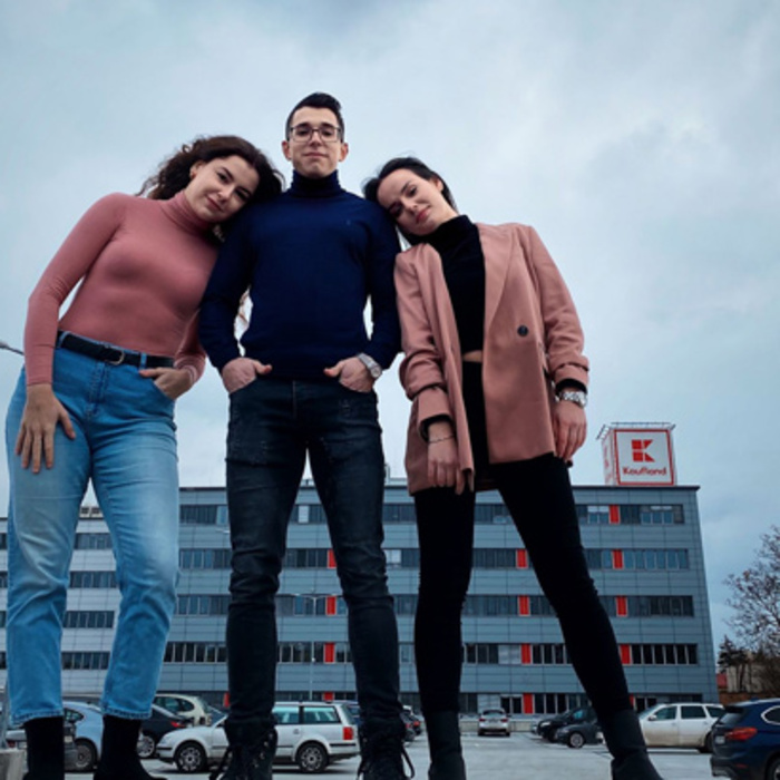 moje-li_700x700_crop_478b24840a