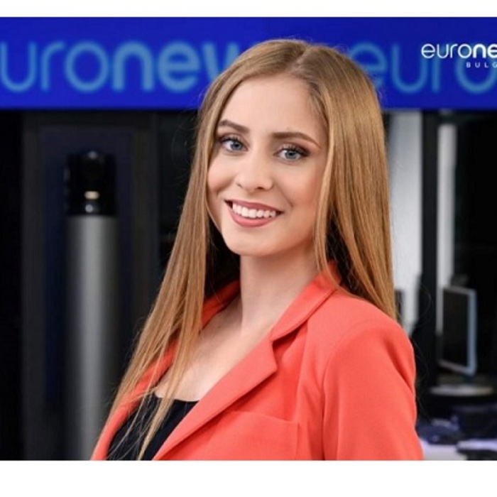 018_700x700_crop_478b24840a