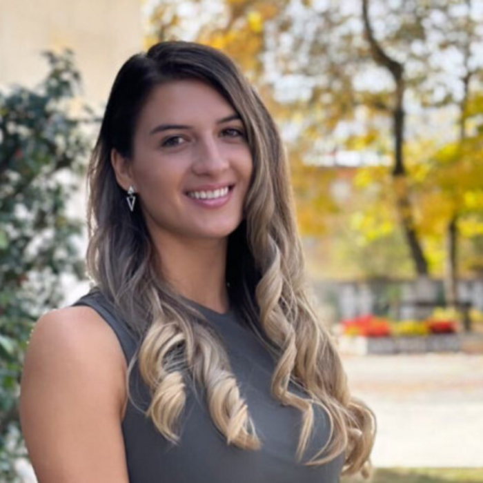 maria-media_700x700_crop_478b24840a