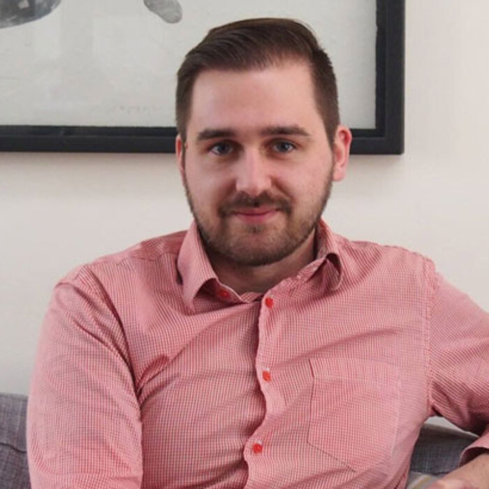 alexandar-krustev-darikradio_700x700_crop_478b24840a