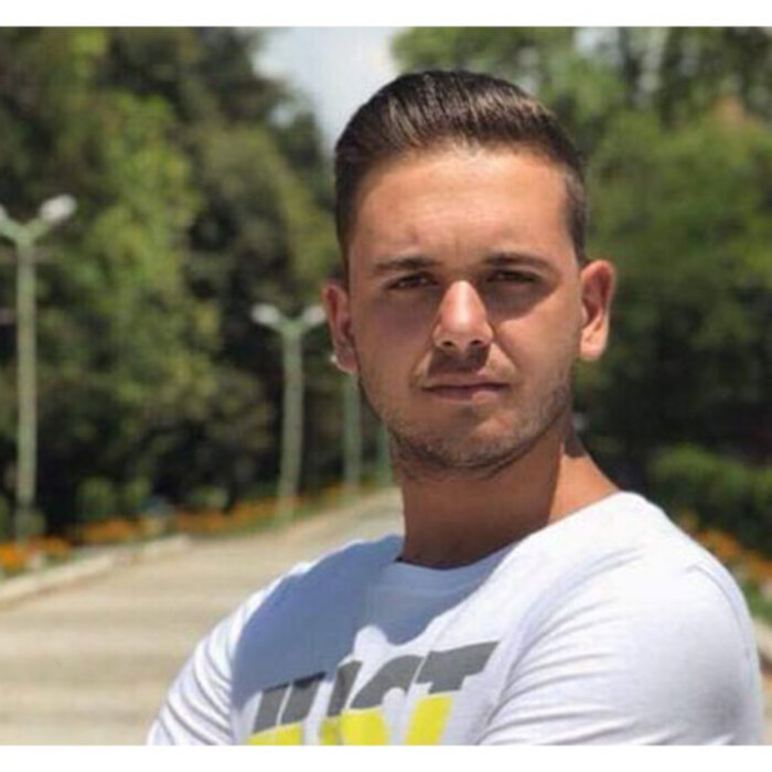 denis-nikiforov-green-news-bg_700x700_crop_478b24840a