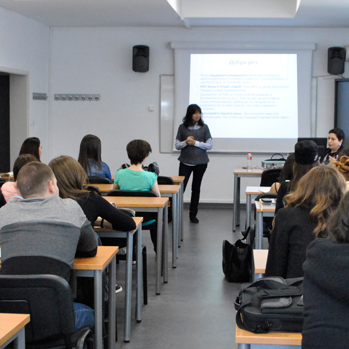 prezentation-eva_700x700_crop_478b24840a