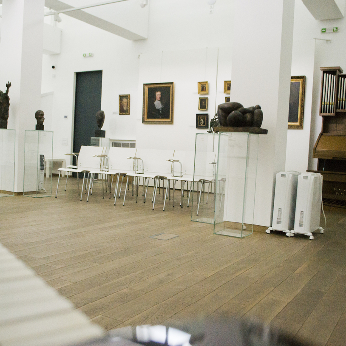 dsc-0005_700x700_crop_478b24840a