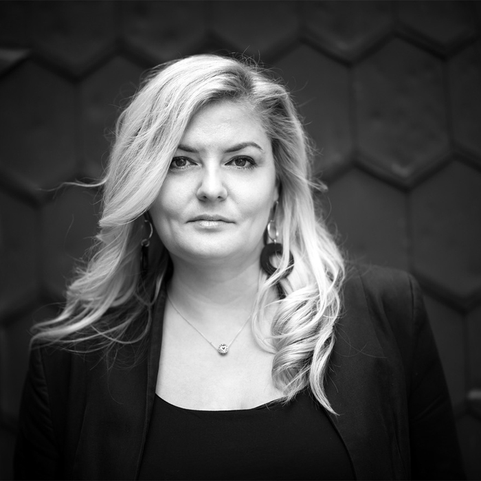 svetlana-tsoneva_700x700_crop_478b24840a