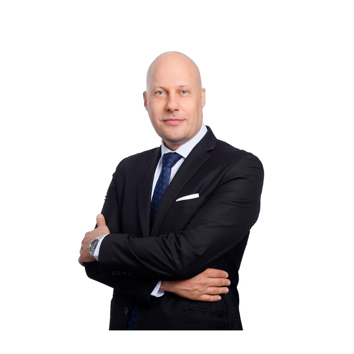 stefan-resized_700x700_crop_478b24840a