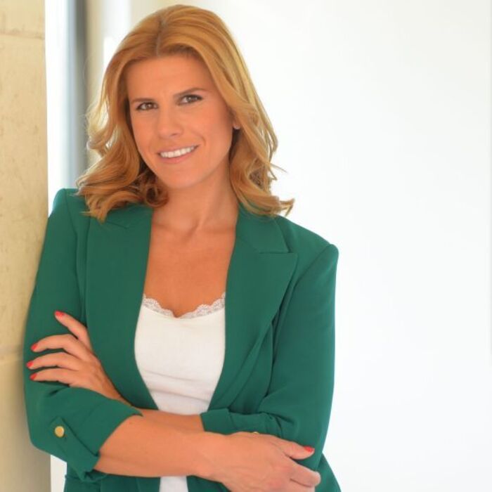 309827862-435709481960534-5709729858900360165-n_700x700_crop_478b24840a